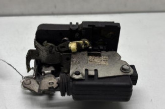 Serrure arriere gauche DACIA SANDERO 1