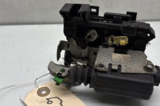 Serrure avant gauche DACIA SANDERO 1