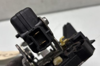 Serrure avant gauche DACIA SANDERO 1