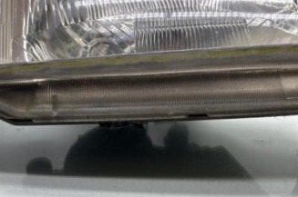 Optique avant principal droit (feux)(phare) PEUGEOT 106