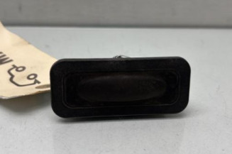 Bouton de coffre RENAULT SCENIC 3 Photo n°1