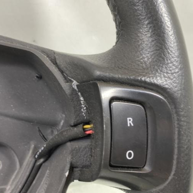 Volant DACIA SANDERO 2 Photo n°3