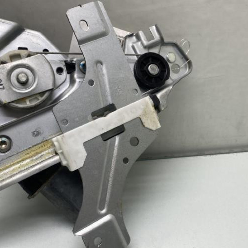 Leve vitre electrique arriere droit PEUGEOT 508 1 SW Photo n°2