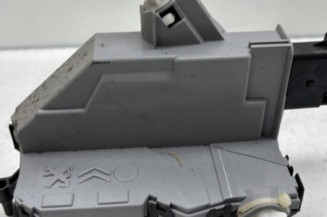 Serrure de porte laterale droite CITROEN BERLINGO 2