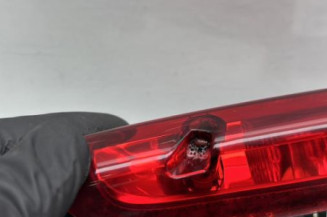 Feu arriere stop central PEUGEOT 208 1