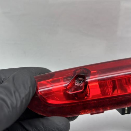 Feu arriere stop central PEUGEOT 208 1