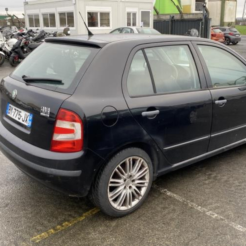 Feu arriere principal gauche (feux) SKODA FABIA 1 Photo n°5