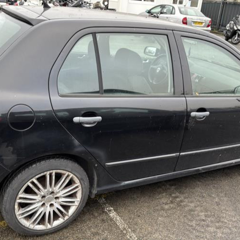 Feu arriere principal gauche (feux) SKODA FABIA 1 Photo n°11