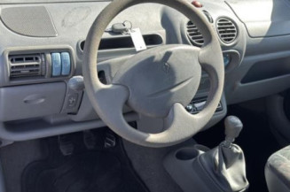 Serrure avant droit RENAULT TWINGO 1