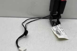 Attache ceinture arriere droit PEUGEOT 308 2 Photo n°1