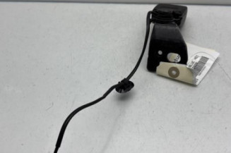 Attache ceinture arriere gauche PEUGEOT 308 2