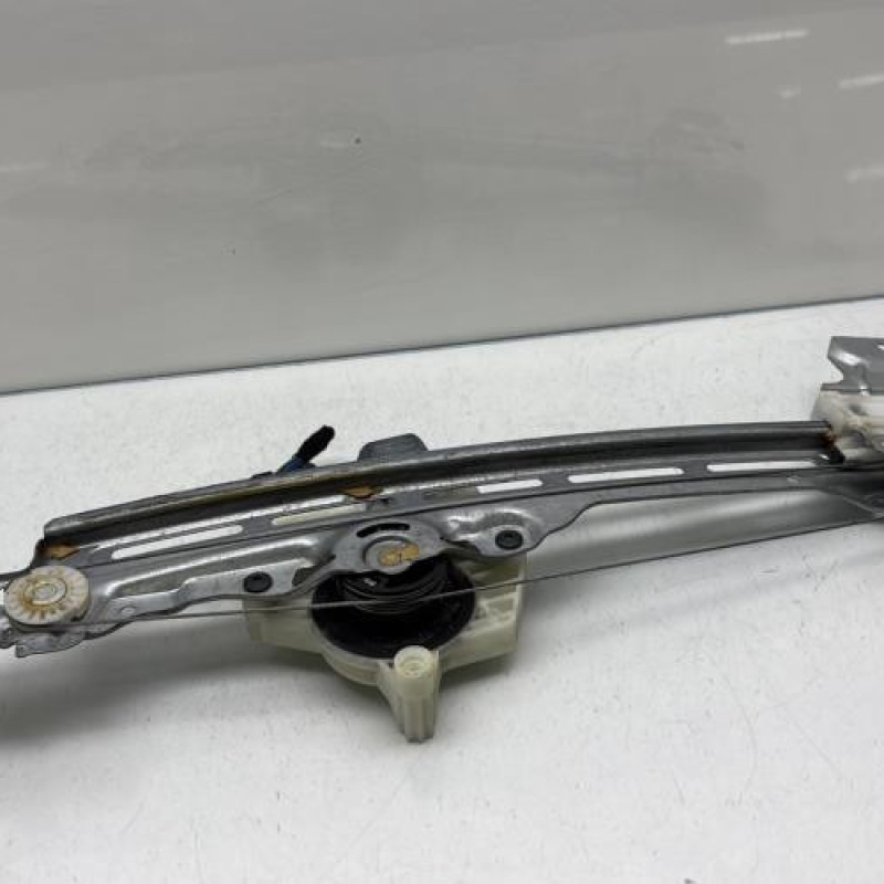 Leve vitre electrique arriere droit PEUGEOT 308 2 Photo n°7