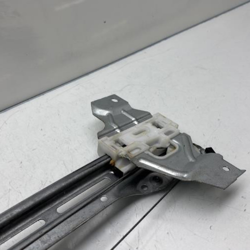 Leve vitre electrique arriere droit PEUGEOT 308 2 Photo n°8