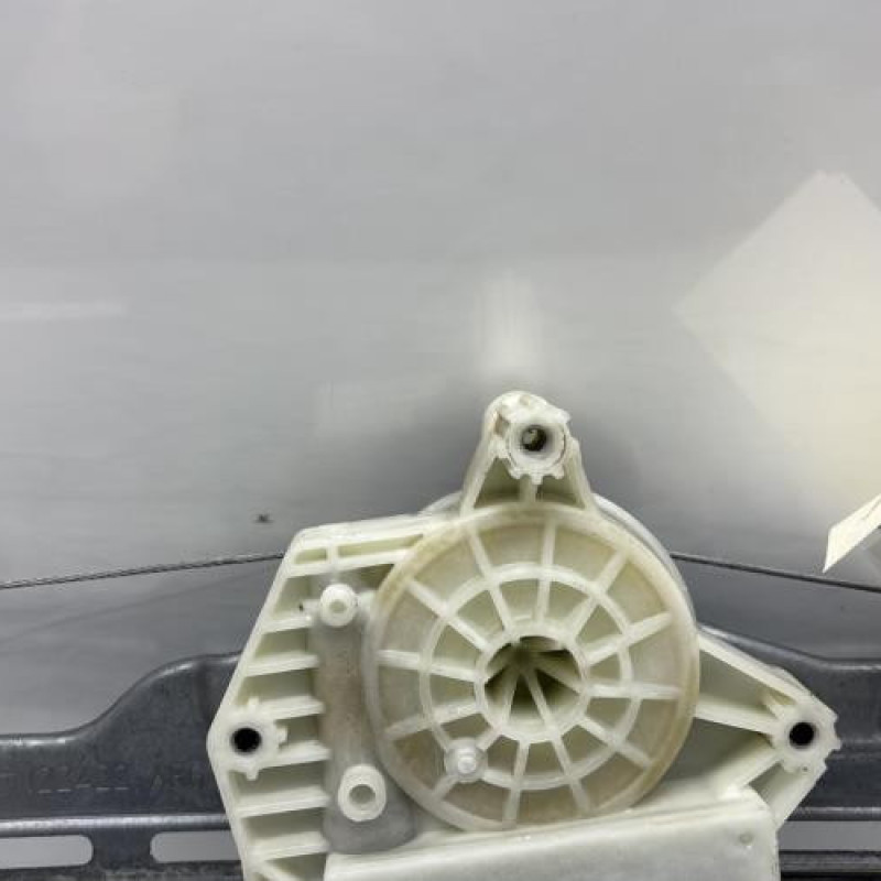Leve vitre electrique arriere gauche PEUGEOT 308 2 Photo n°4