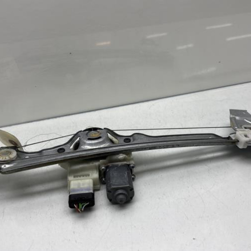 Leve vitre electrique arriere gauche PEUGEOT 308 2 Photo n°8
