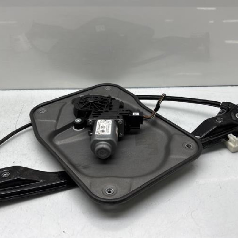 Leve vitre electrique avant droit SKODA FABIA 2 Photo n°1