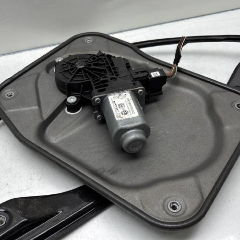 Leve vitre electrique avant droit SKODA FABIA 2 Photo n°3