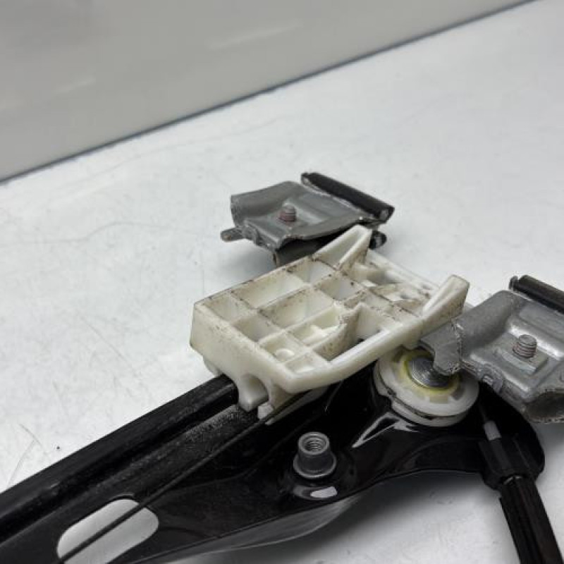 Leve vitre electrique avant droit SKODA FABIA 2 Photo n°8