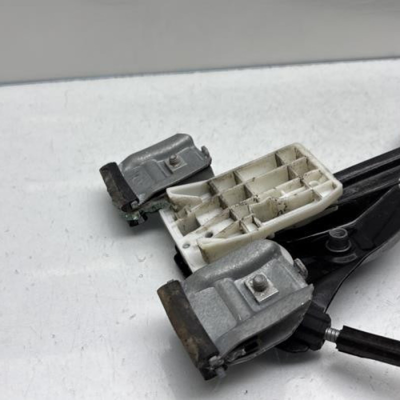 Leve vitre electrique avant gauche SKODA FABIA 2 Photo n°8