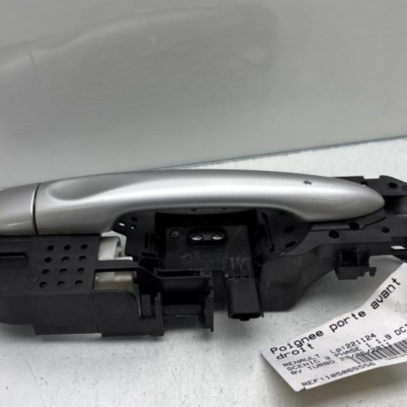 Poignee porte avant droit RENAULT SCENIC 3 Photo n°1