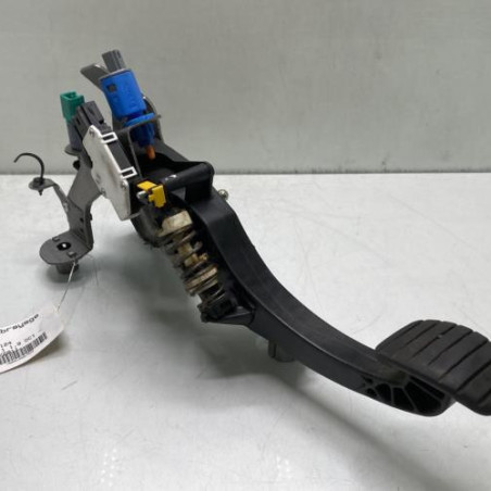 Pedale d'embrayage RENAULT SCENIC 3 Photo n°1