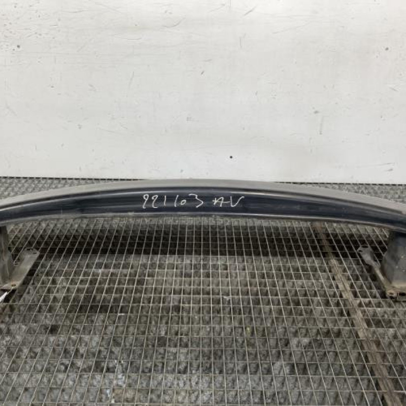 Renfort pare choc avant (traverse) VOLKSWAGEN POLO 4 Photo n°1