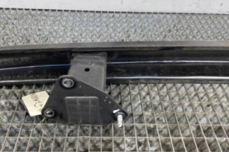 Renfort pare choc arriere (traverse) MERCEDES CLASSE B 245
