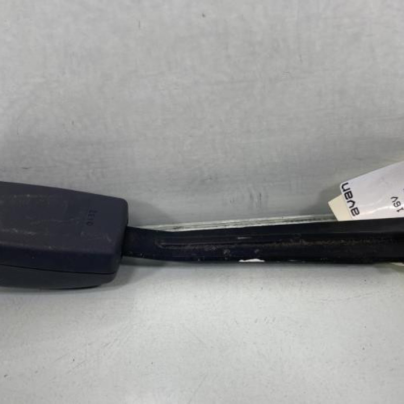 Attache ceinture avant droit TOYOTA YARIS 1 Photo n°3