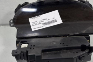 Compteur TOYOTA YARIS 1 Photo n°1