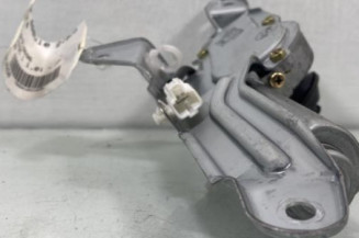 Moteur essuie glace arriere TOYOTA YARIS 1