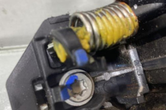 Poignee porte arriere gauche TOYOTA YARIS 2