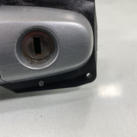 Poignee porte avant gauche TOYOTA YARIS 2