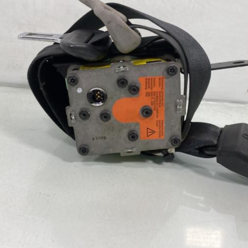 Ceinture avant gauche TOYOTA YARIS 2 Photo n°6