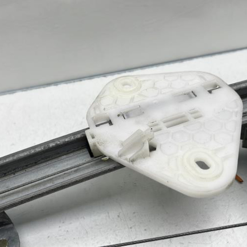Leve vitre electrique avant droit DACIA LOGAN 1 Photo n°8