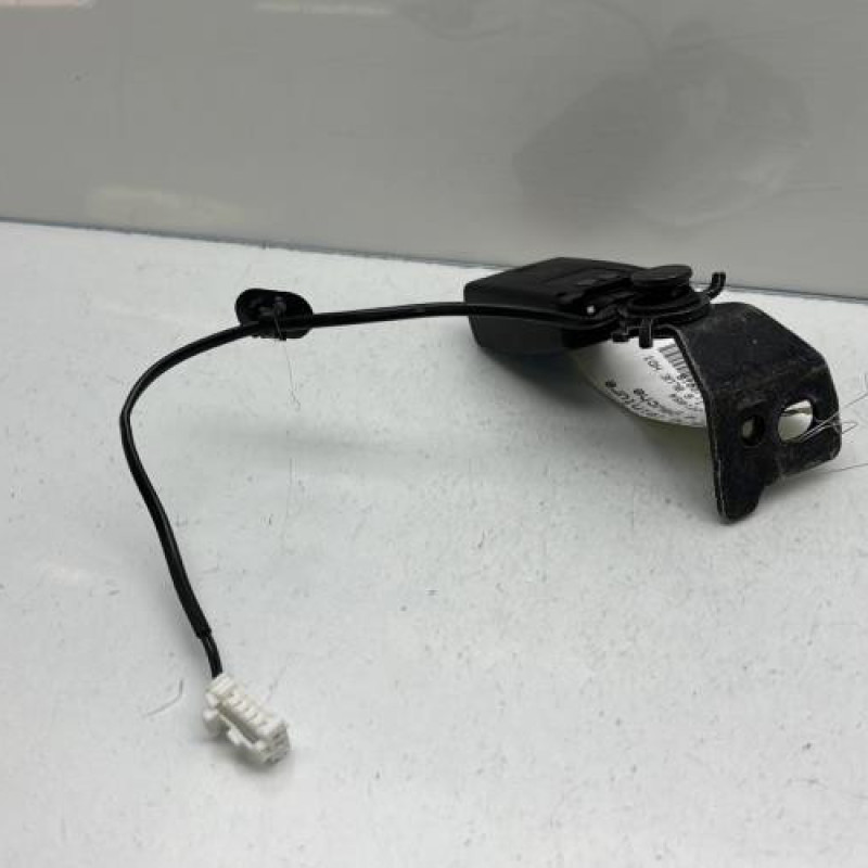 Attache ceinture arriere gauche PEUGEOT 308 2 Photo n°6