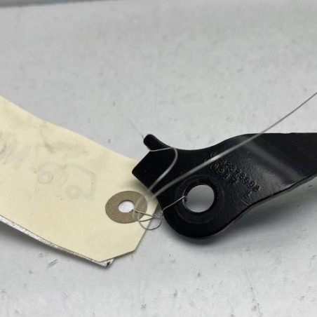 Attache ceinture avant gauche PEUGEOT 308 2