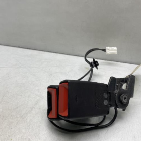 Attache ceinture arriere centrale PEUGEOT 308 2 Photo n°1