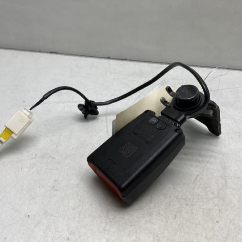 Attache ceinture arriere gauche PEUGEOT 308 2 Photo n°3