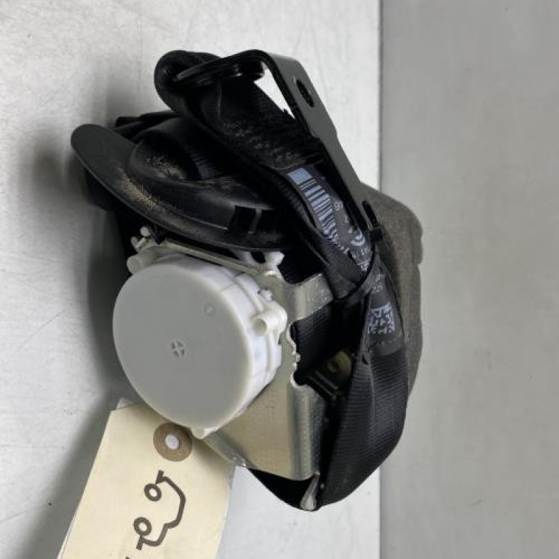 Ceinture arriere droit PEUGEOT 308 2 Photo n°1