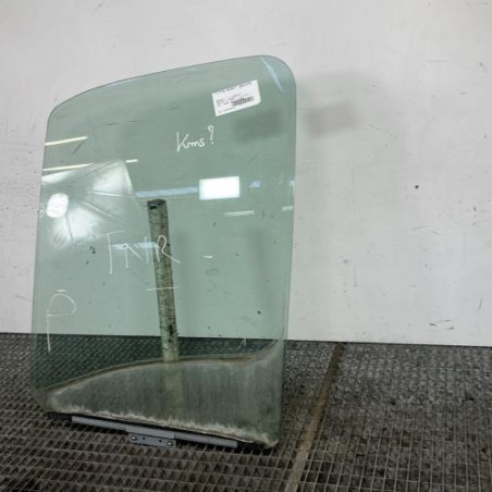 Vitre avant gauche RENAULT MASTER 2