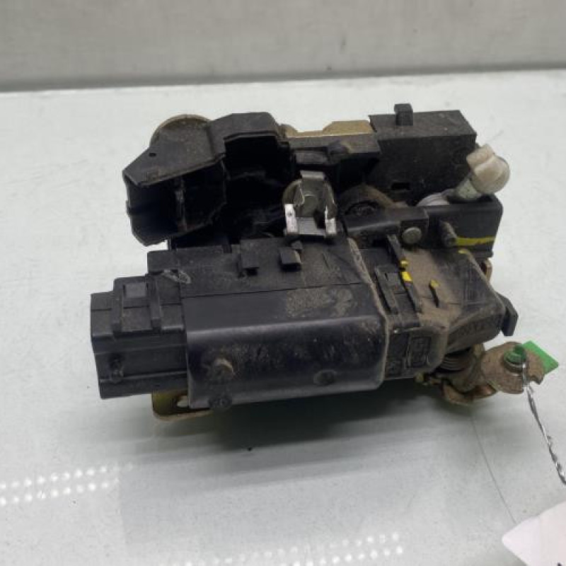 Serrure avant droit RENAULT MASTER 2 Photo n°3