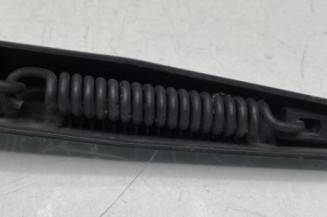 Bras essuie glace avant gauche VOLKSWAGEN POLO 4