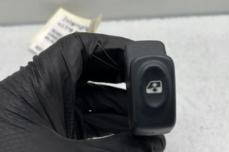 Interrupteur de leve vitre avant droit RENAULT KANGOO 1 Photo n°1