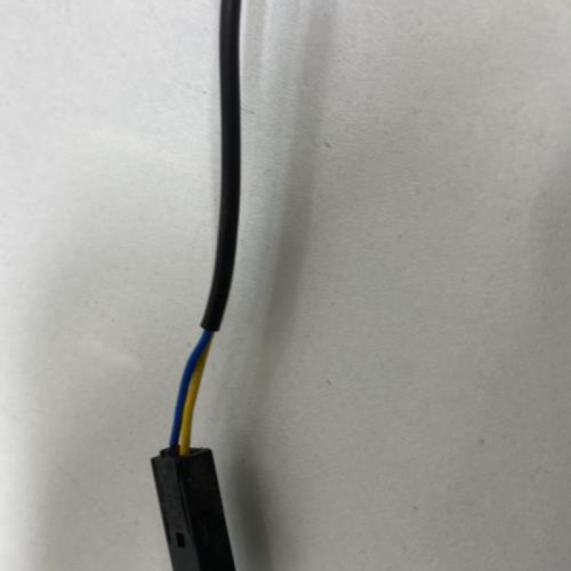 Attache ceinture avant droit VOLKSWAGEN GOLF 5 Photo n°3