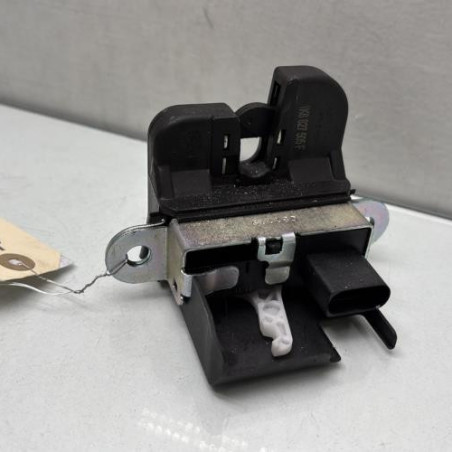 Serrure de coffre VOLKSWAGEN GOLF 5