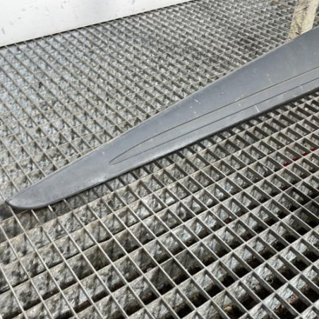 Baguette de porte avant gauche RENAULT CLIO 4