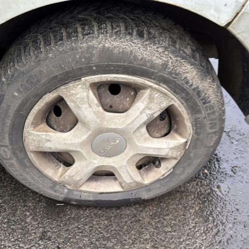 Attache ceinture avant gauche DACIA SANDERO 1 Photo n°17