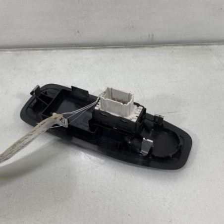 Interrupteur de leve vitre avant droit PEUGEOT 208 1