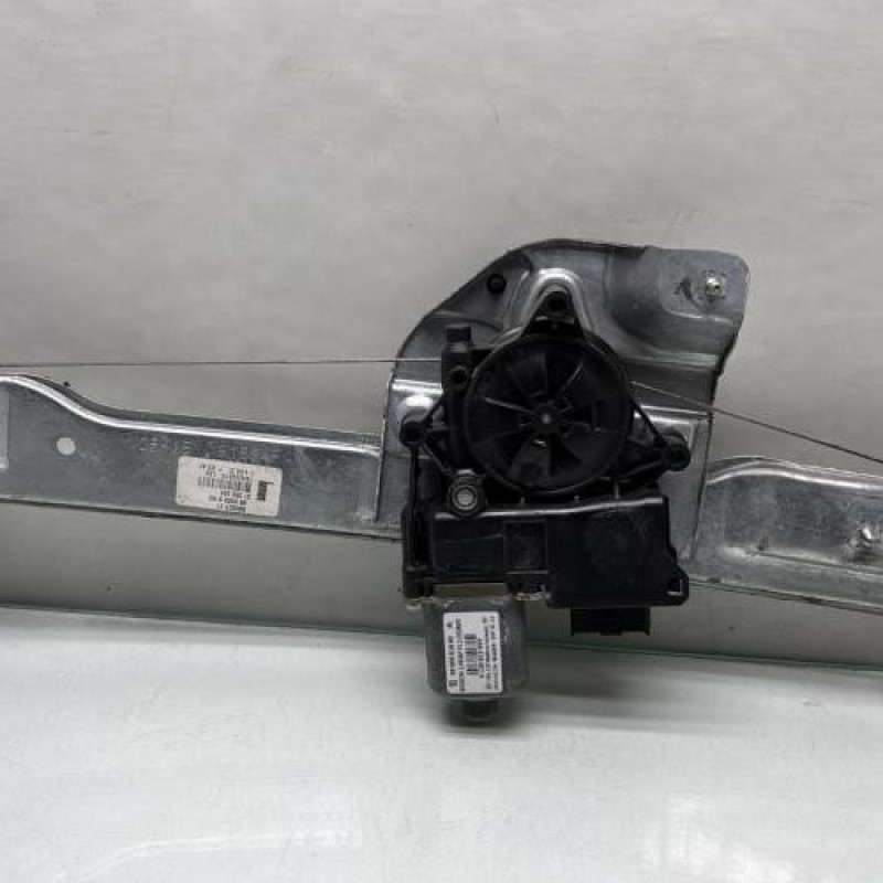 Leve vitre electrique avant gauche PEUGEOT 208 1 Photo n°3