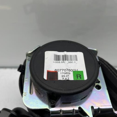 Ceinture avant droit OPEL CORSA E